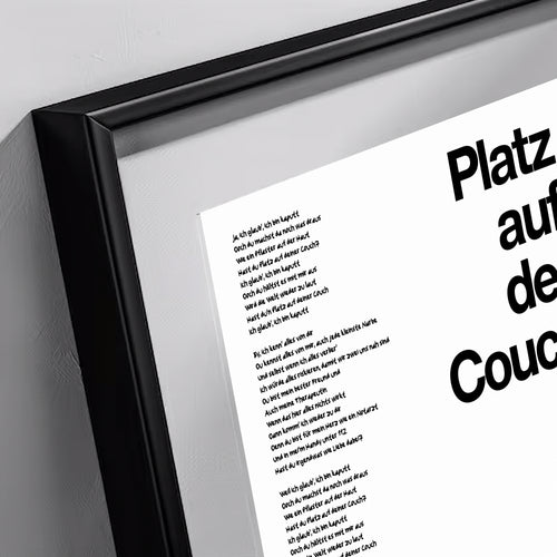 Platz auf der Couch Lyric Lover Hoodie Bundle